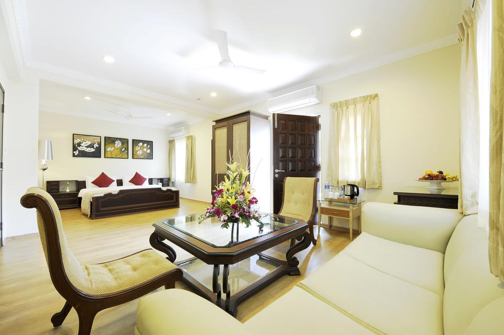 Deltin Palms Riverfront ปณชี ภายนอก รูปภาพ