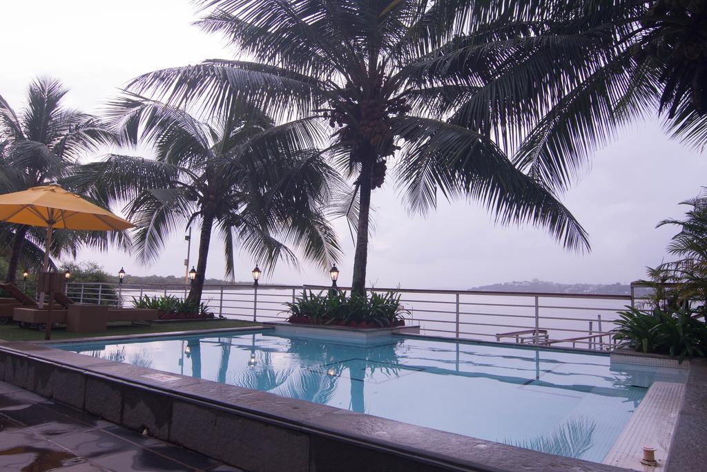 Deltin Palms Riverfront ปณชี ภายนอก รูปภาพ
